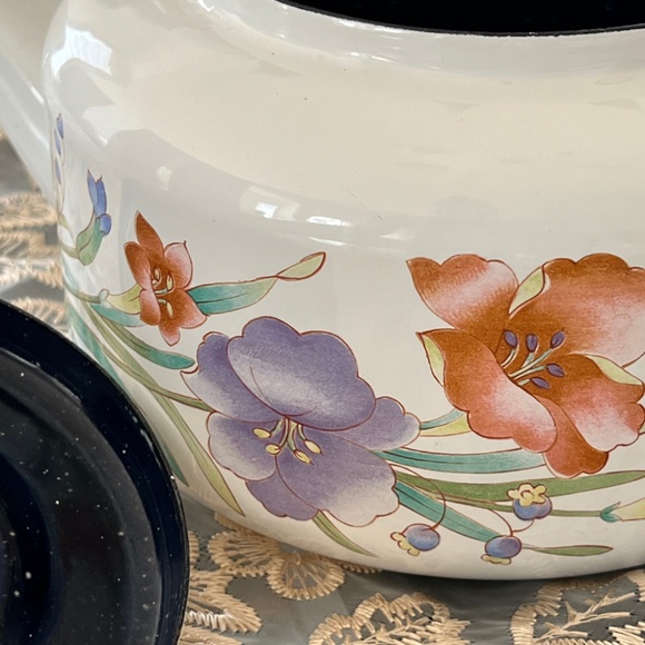 Vintage White Teapot w/ Floral Print - Wood Handles and Knob, Inner Navy Enamel - Picture 3 of 5